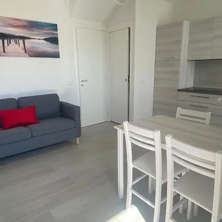 Casa - Con Giardino Hébergement de vacances Sirmione